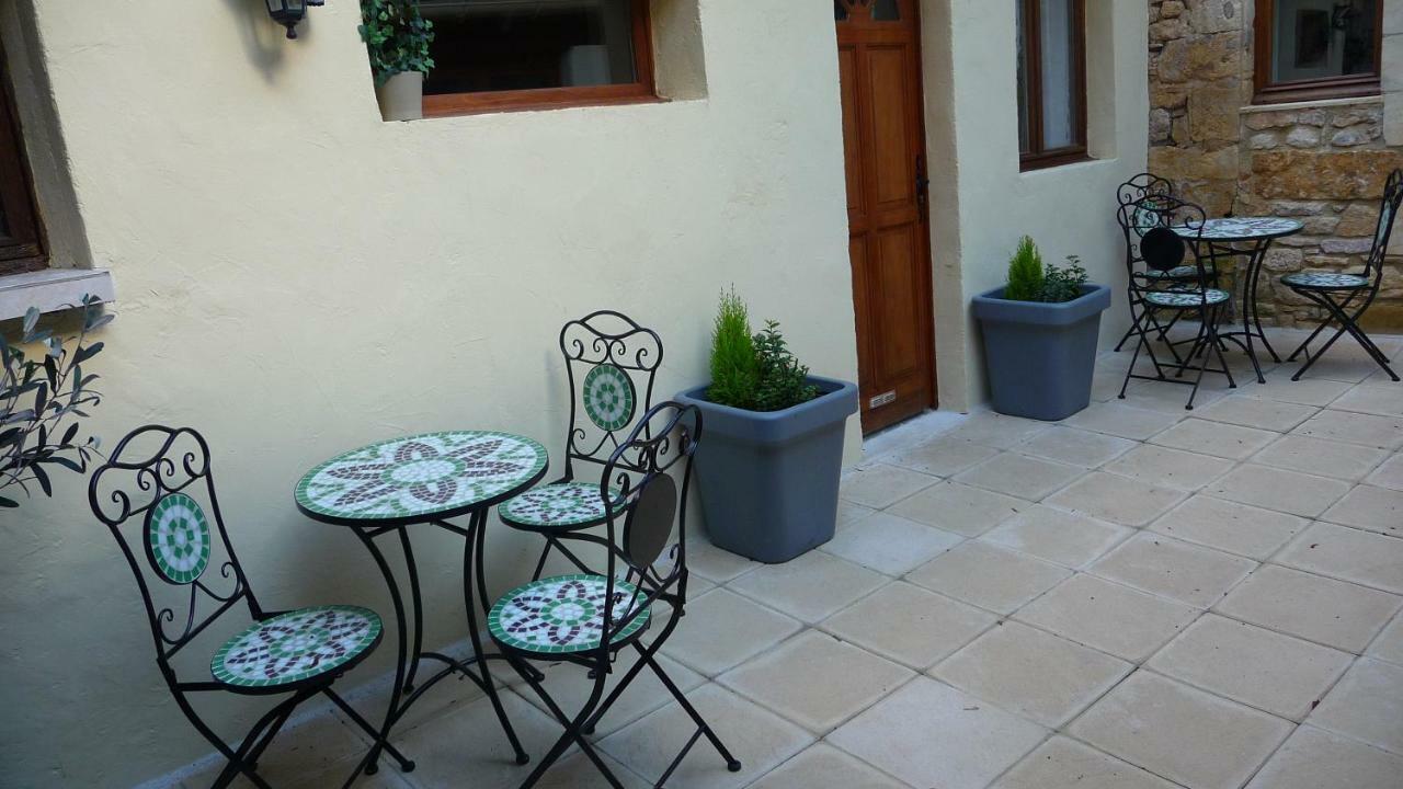 Appartement Aux Armoiries De Sarlat Exterior photo